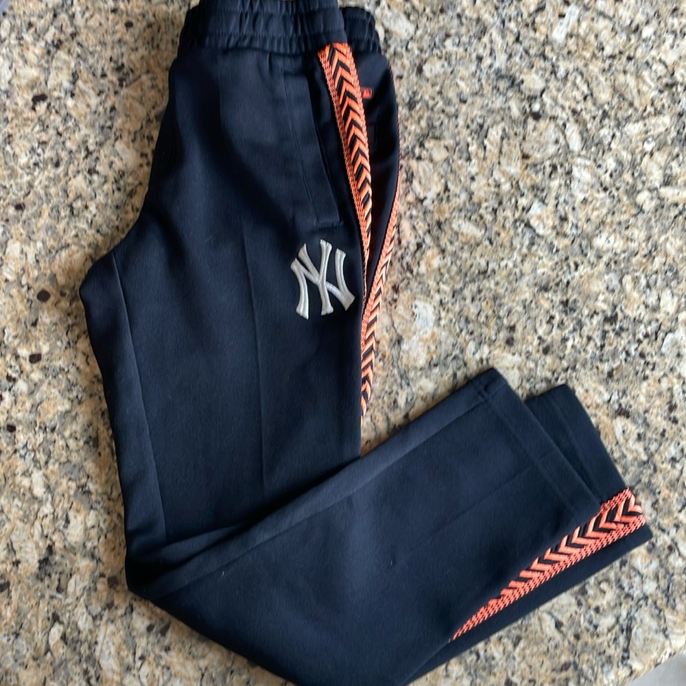 NY Giants Major League Baseball genuine Merchandise Track Pants Size XS youth
